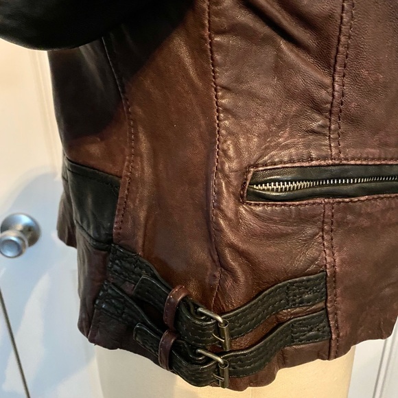 Michael Kors maroon/black leather moto jacket w/ gunmetal hardware -small - Picture 7 of 16